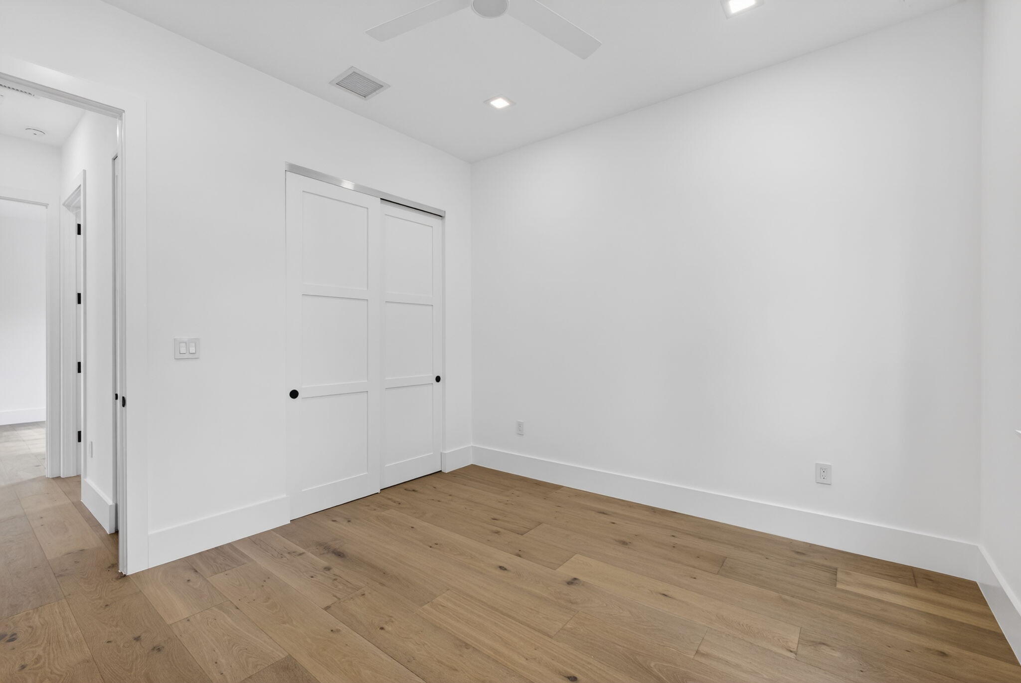 PINEAPPLE PARK - Residential