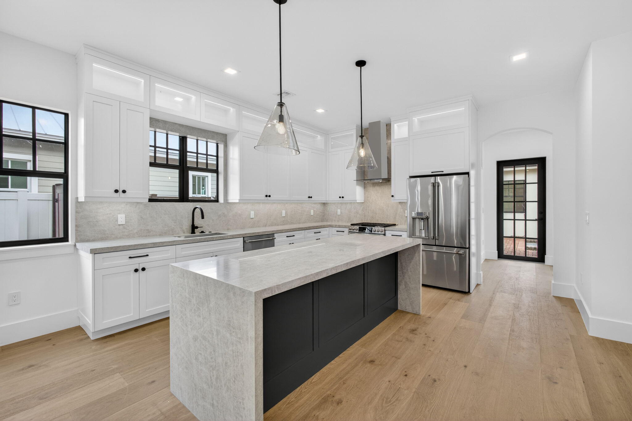 PINEAPPLE PARK - Residential