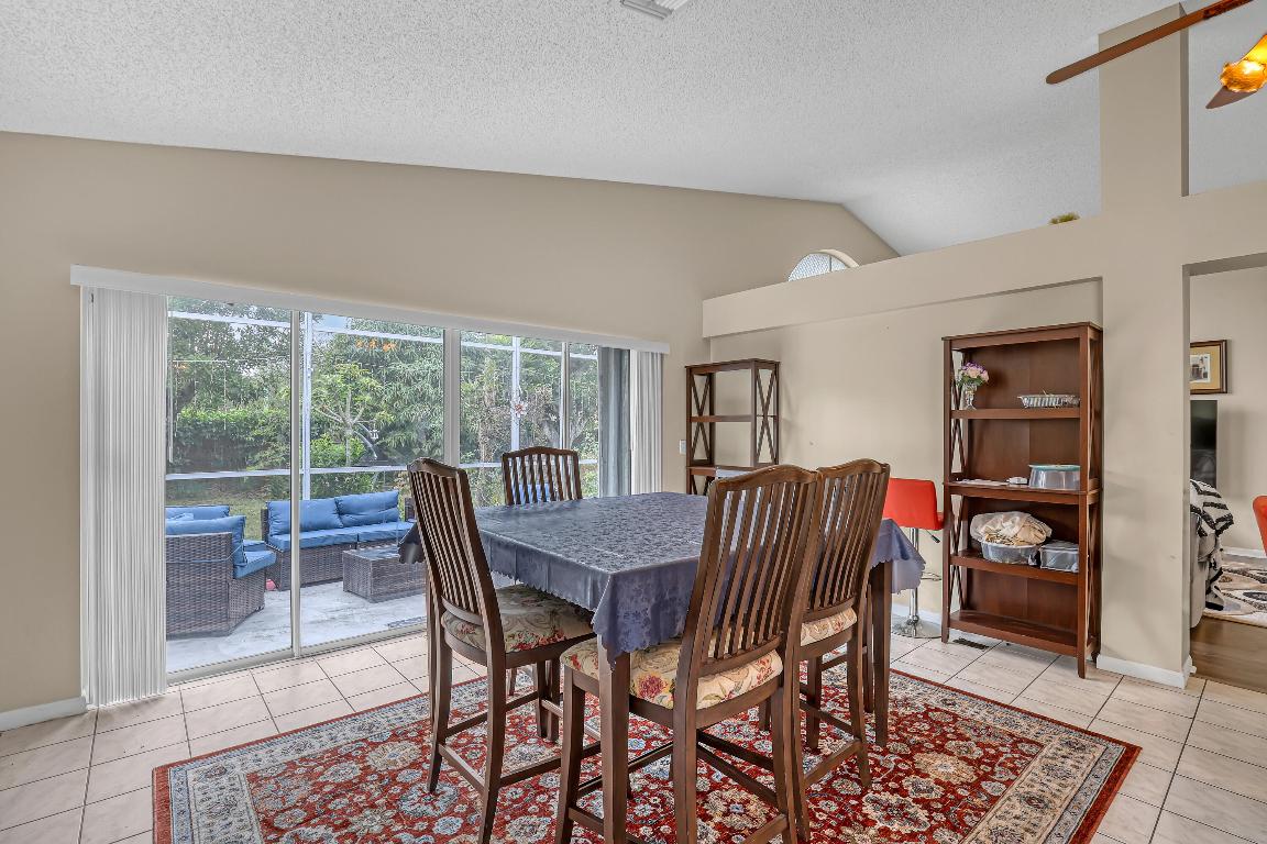 LAKESIDE GREEN 9 - Residential