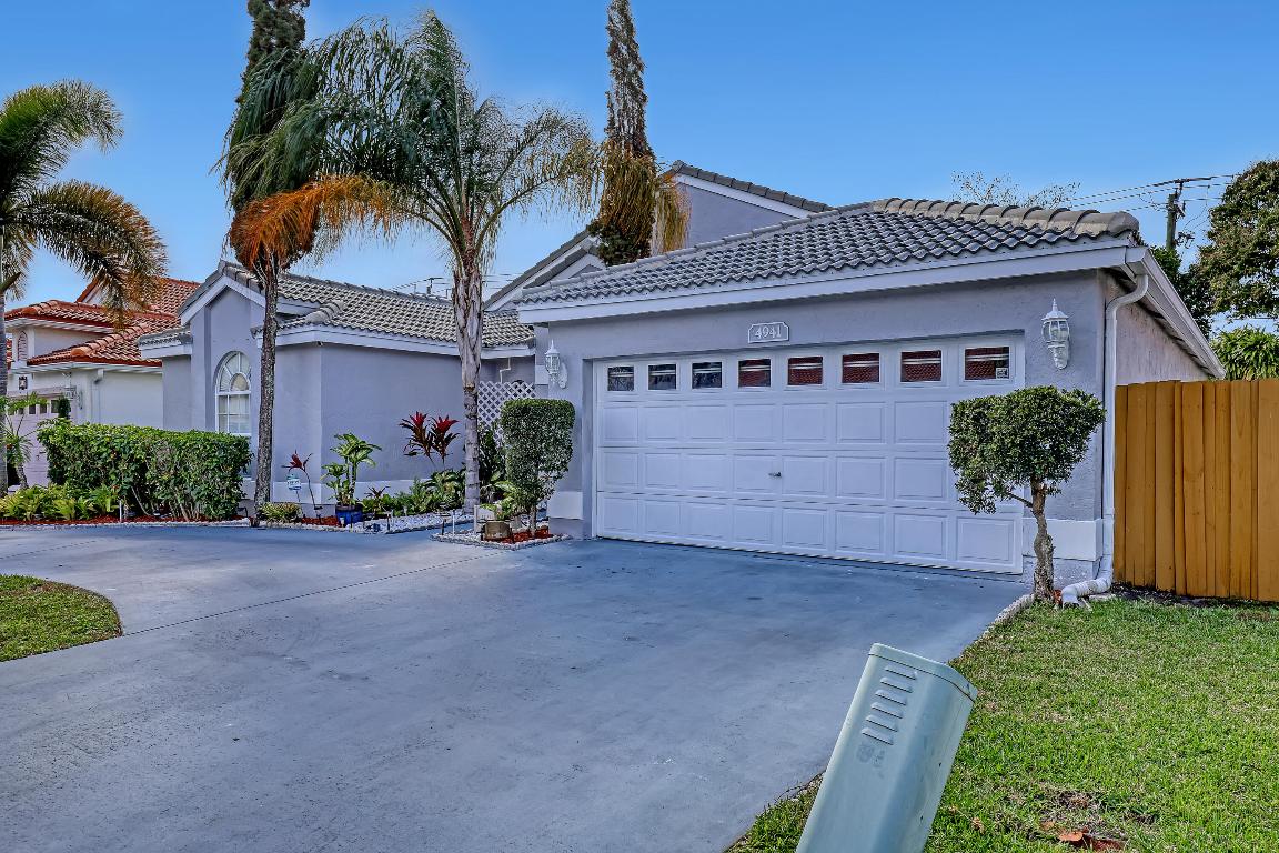 4941 Broadstone Circle