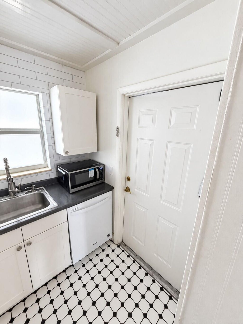 Photo of 510 Lake Shore Drive #29, Lake Park, FL 33403 (MLS # B26062916)