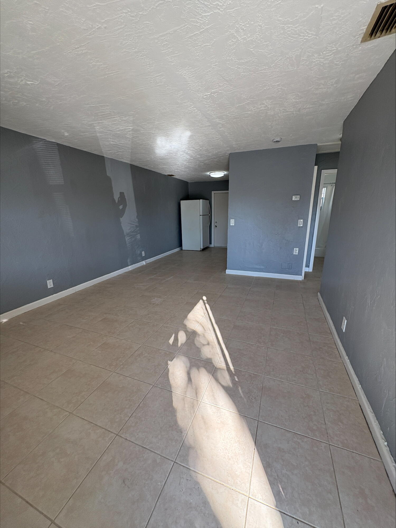 ROOSEVELT ESTATES - Residential Lease