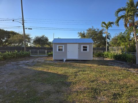 A home in Dania Beach