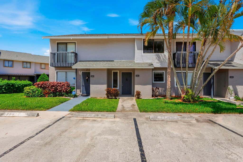 Photo of 2305 Seaside Drive, Greenacres, FL 33463 (MLS # B26052357)