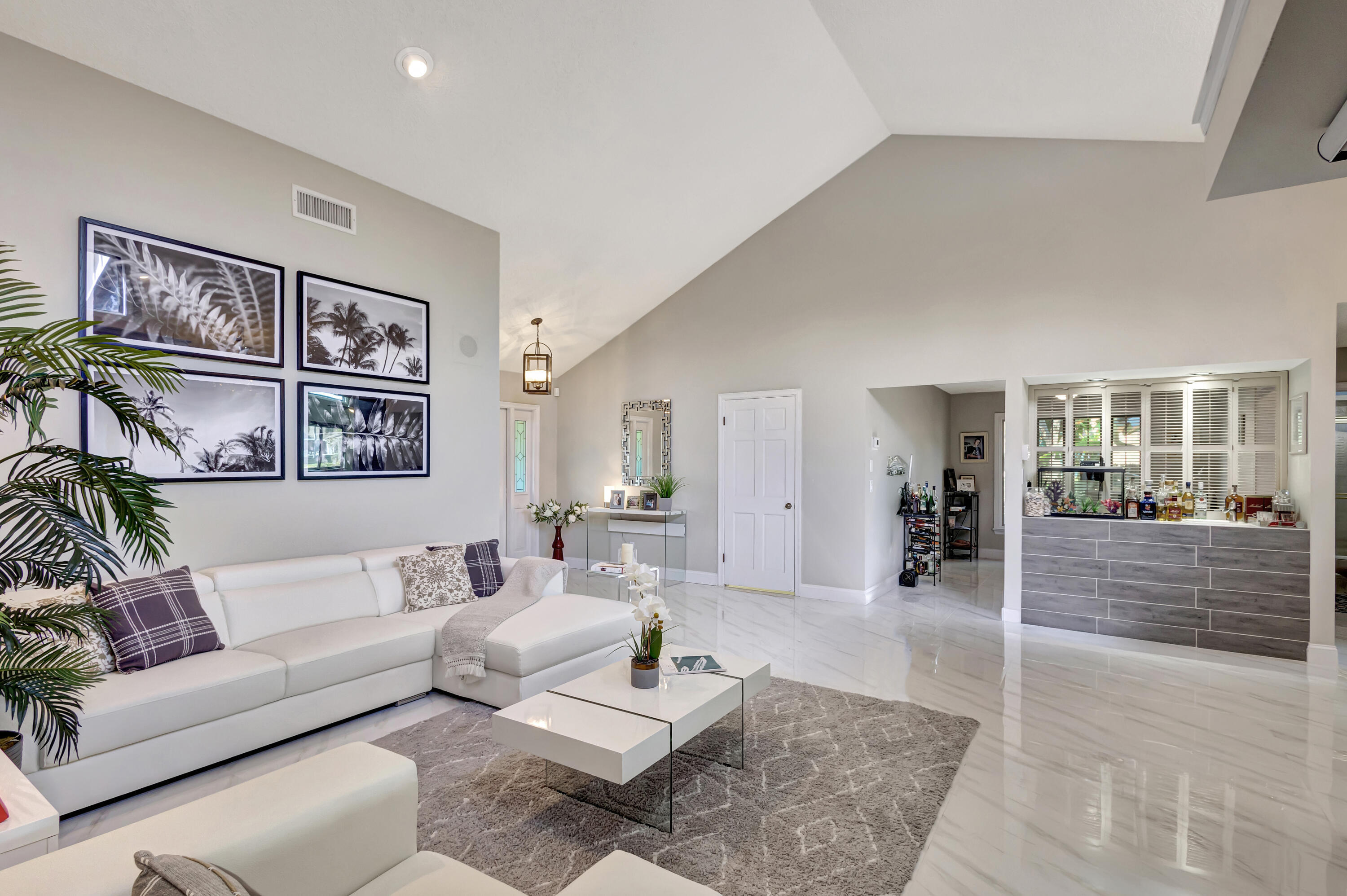 FRENCHMENS LANDING - Residential