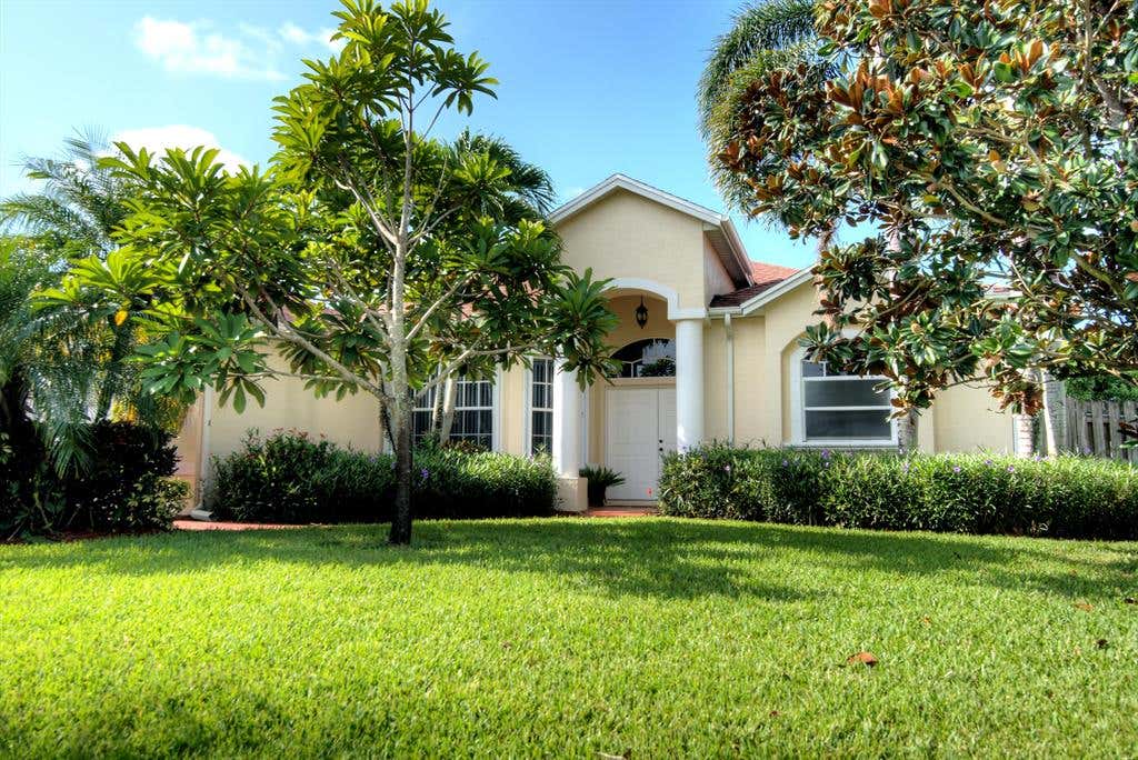 Photo of 367 SW Dalton Circle, Port Saint Lucie, FL 34953 (MLS # R10735503)