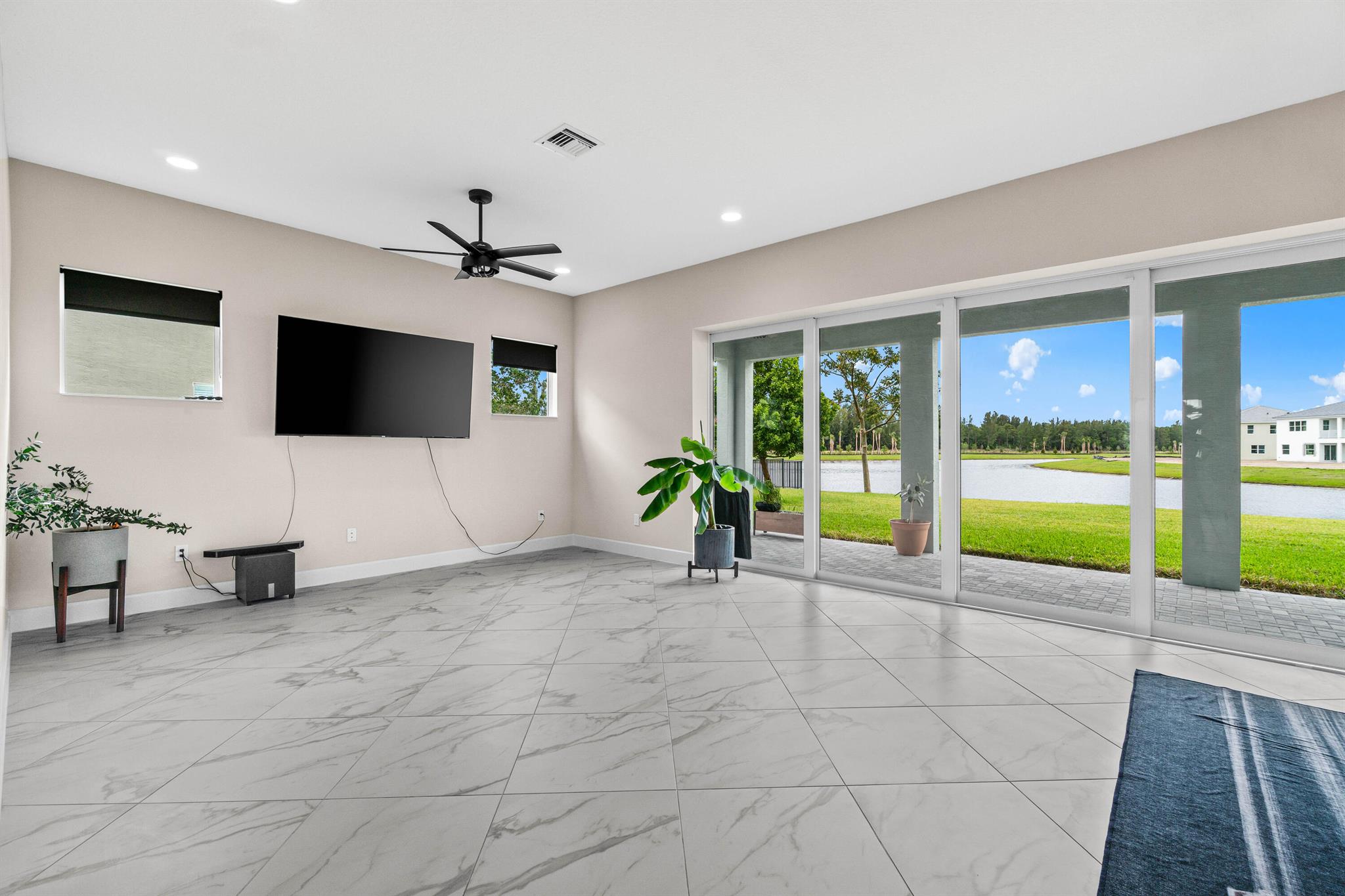 15346 Goldfinch Circle
