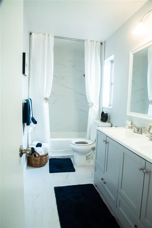 The Dells 64-40 B - Residential