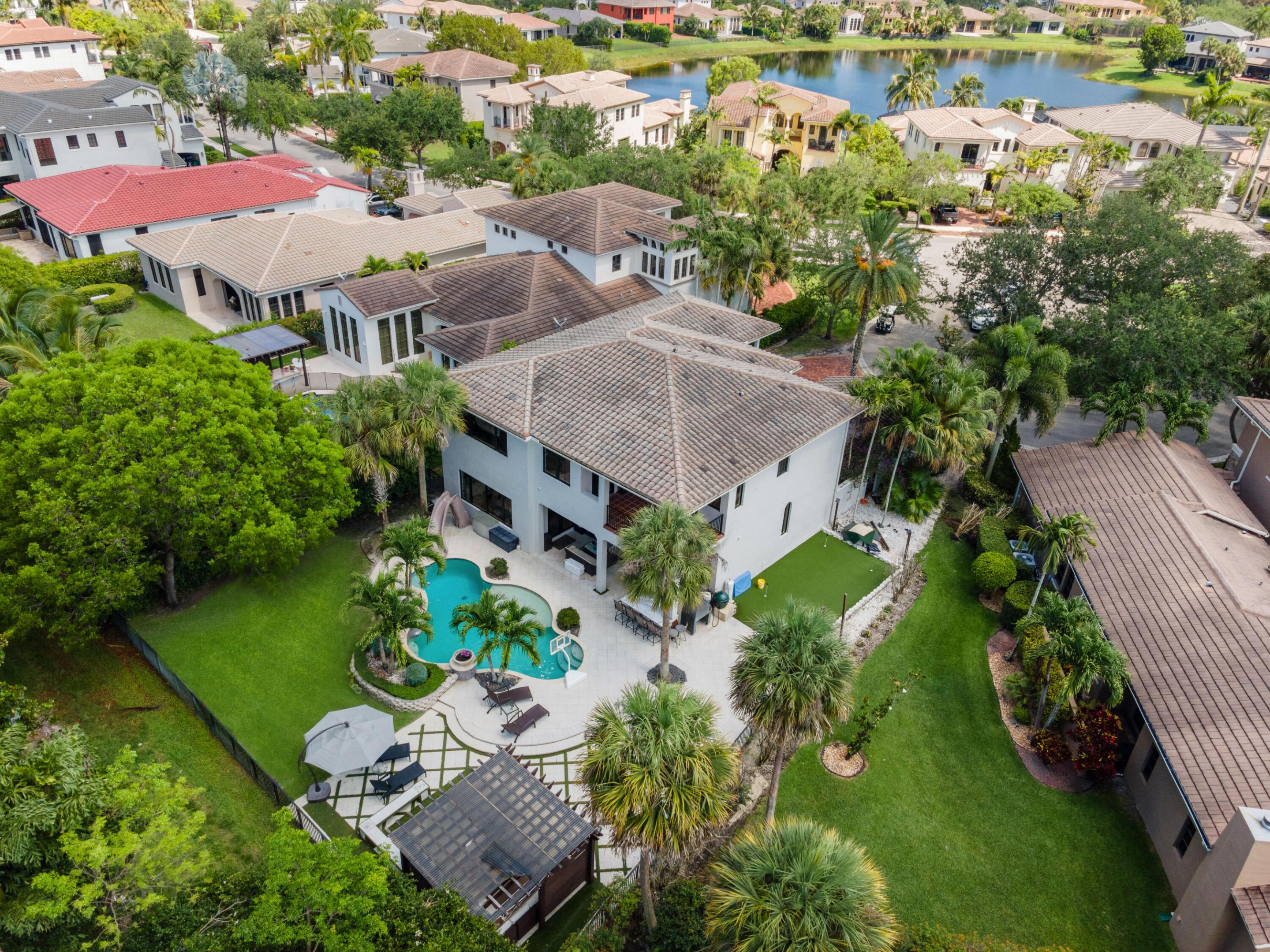9521 Eden Manor