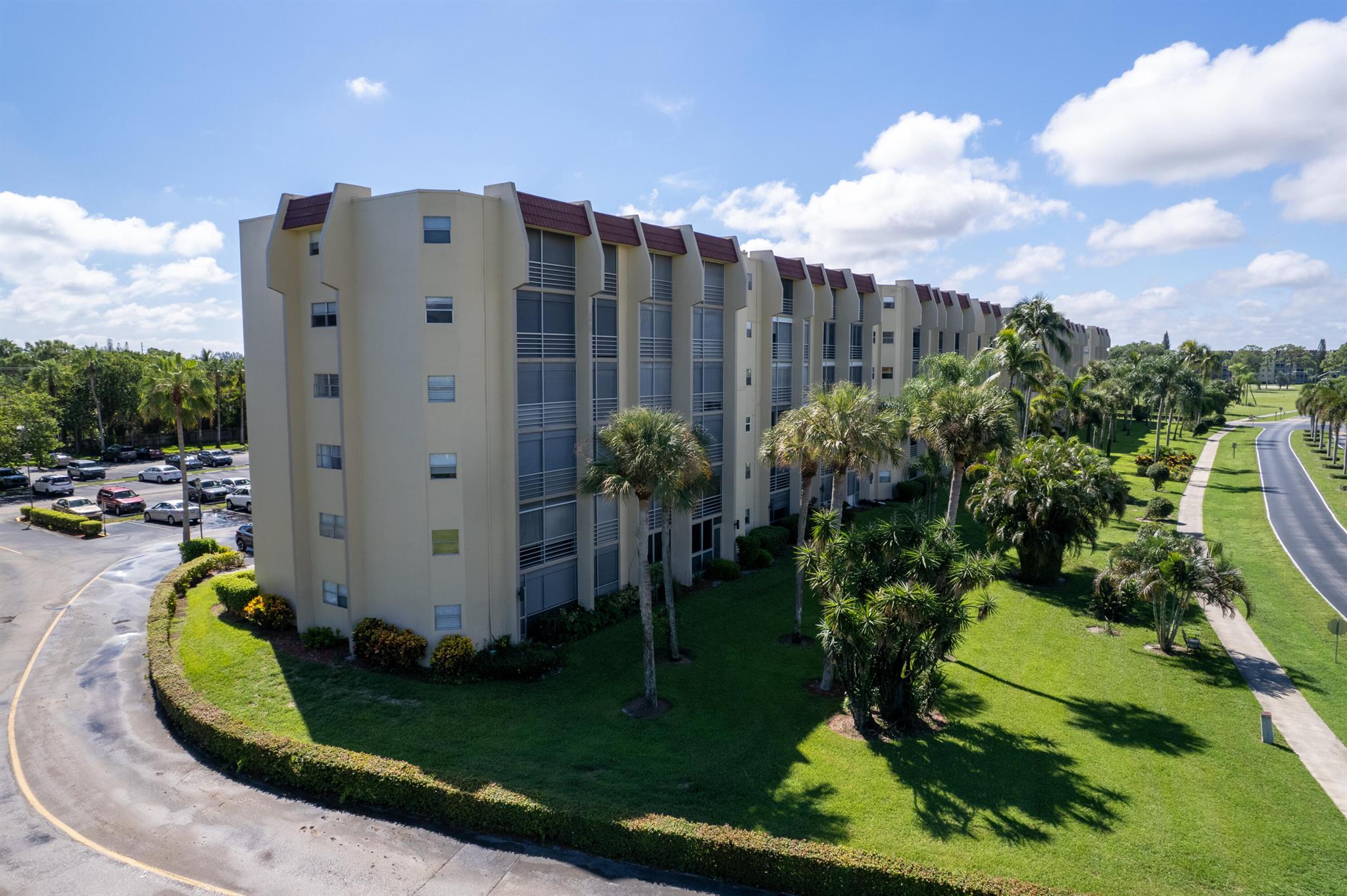 POINCIANA PLACE COND 1,2, - Residential