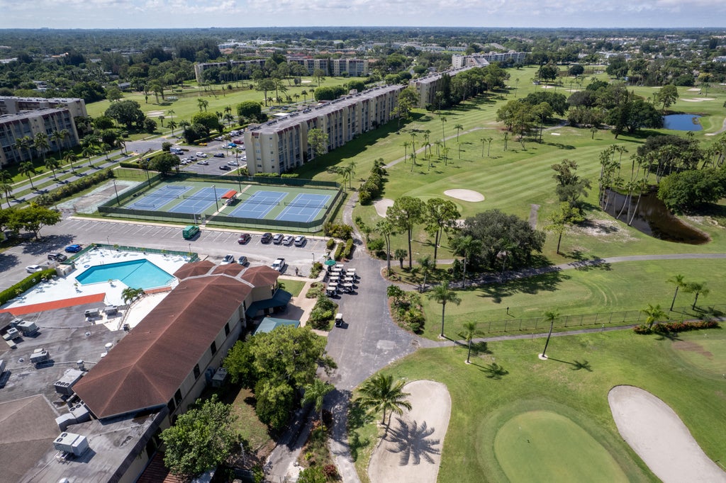 Photo of 3590 Via Poinciana #607, Lake Worth, FL 33467 (MLS # R11122398)