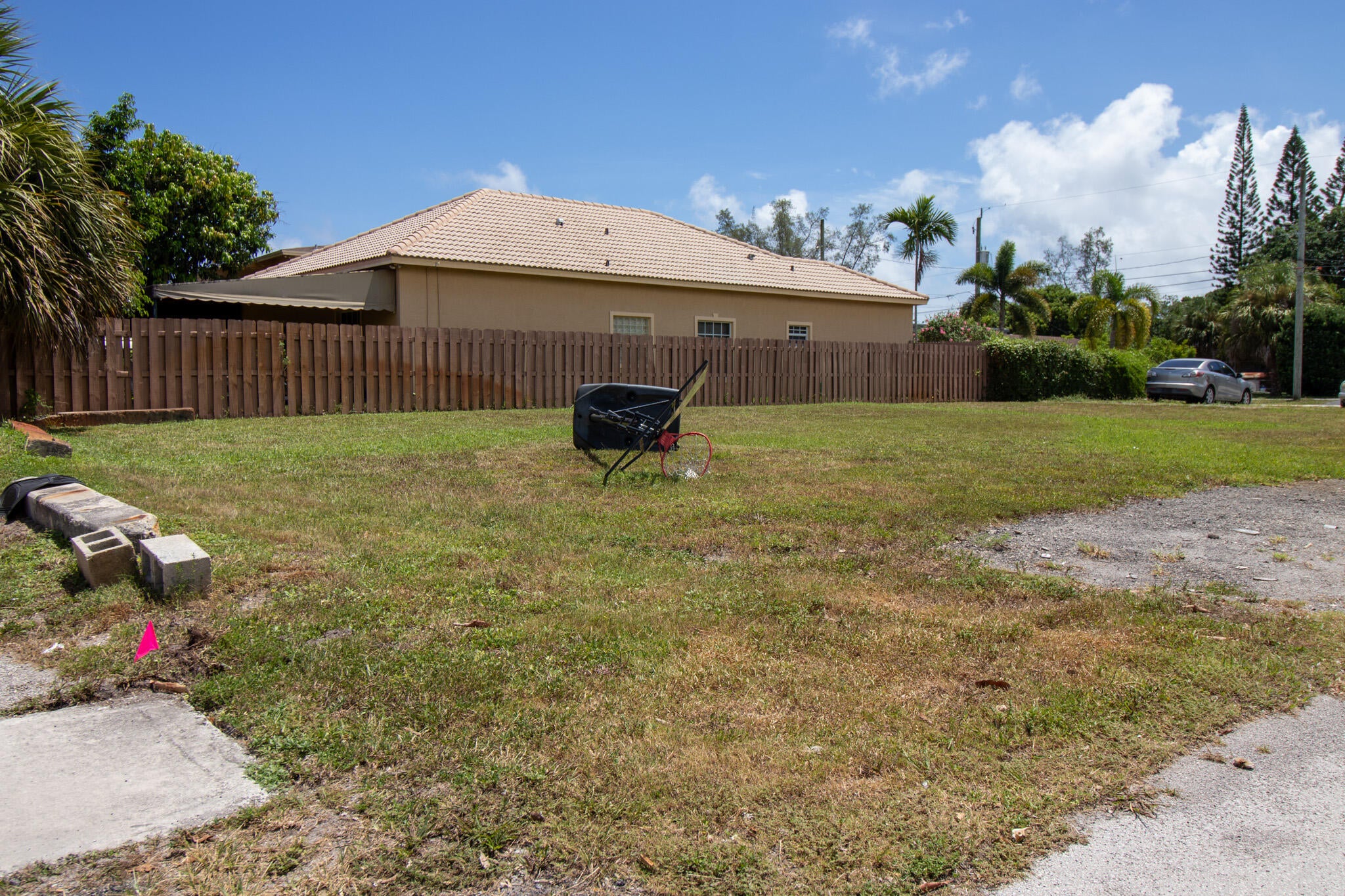 243 SW 8TH Street