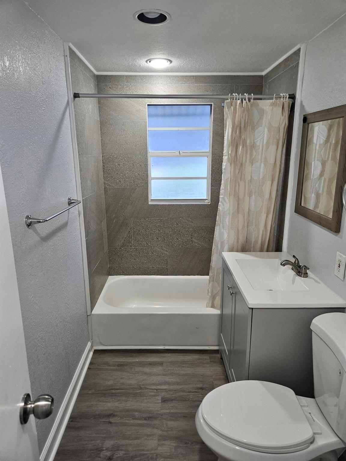 DELRAY TOWN OF - Residential