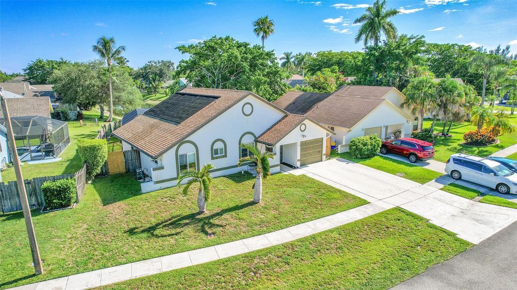 Photo of 22533 Swordfish Drive, Boca Raton, FL 33428 (MLS # F10521456)