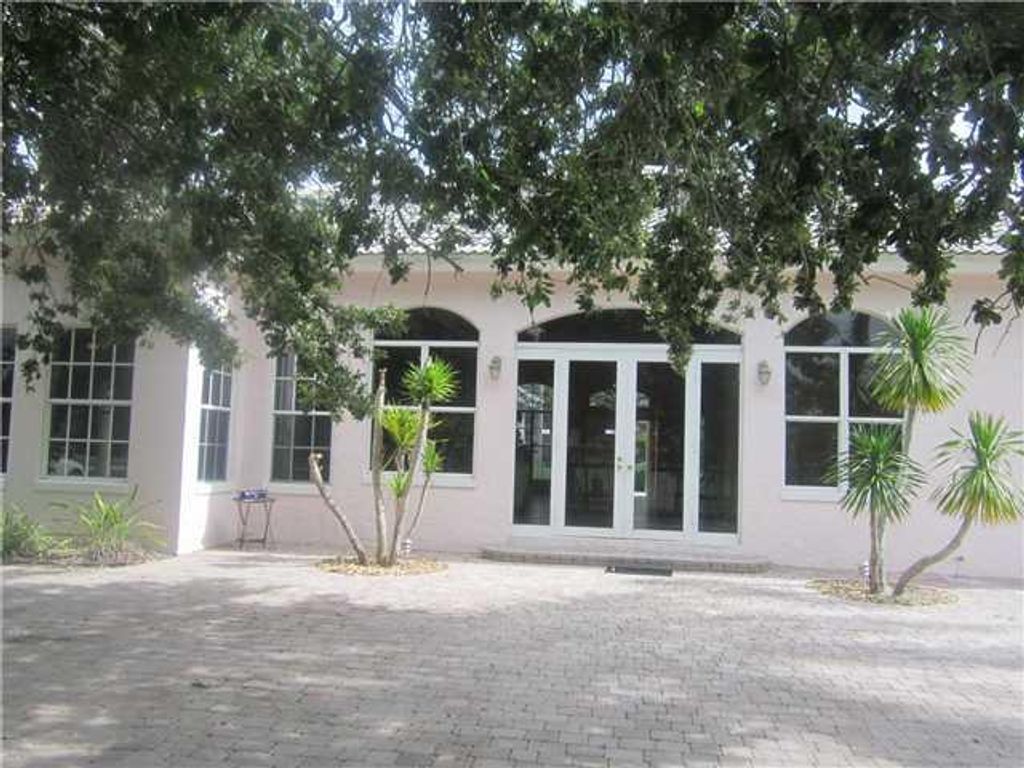 Photo of 16730 Griffin Road, Southwest Ranches, FL 33331 (MLS # F10416169)