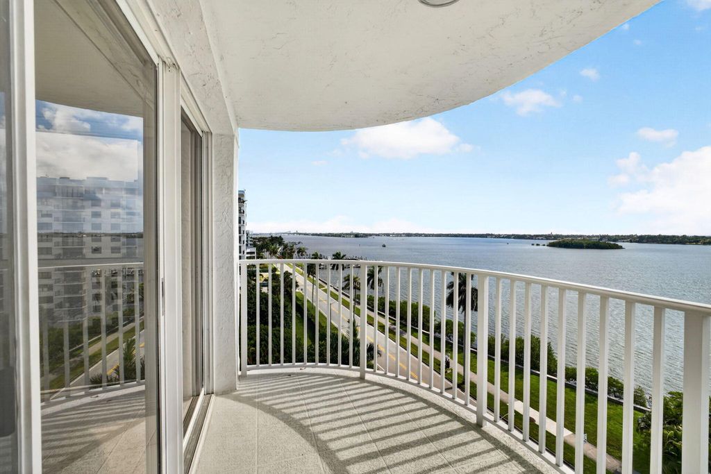 Photo of 3901 S Flagler Drive #901, West Palm Beach, FL 33405 (MLS # B26043163)