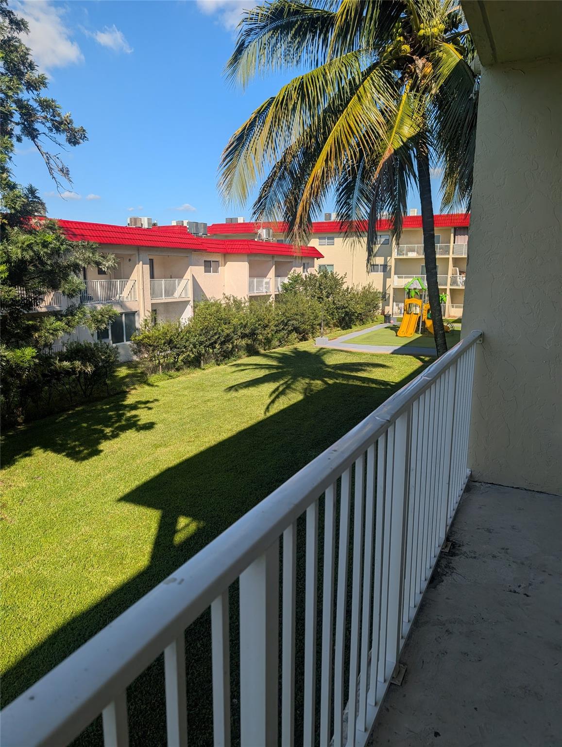 LUSH APARTMENTS - Residential Lease