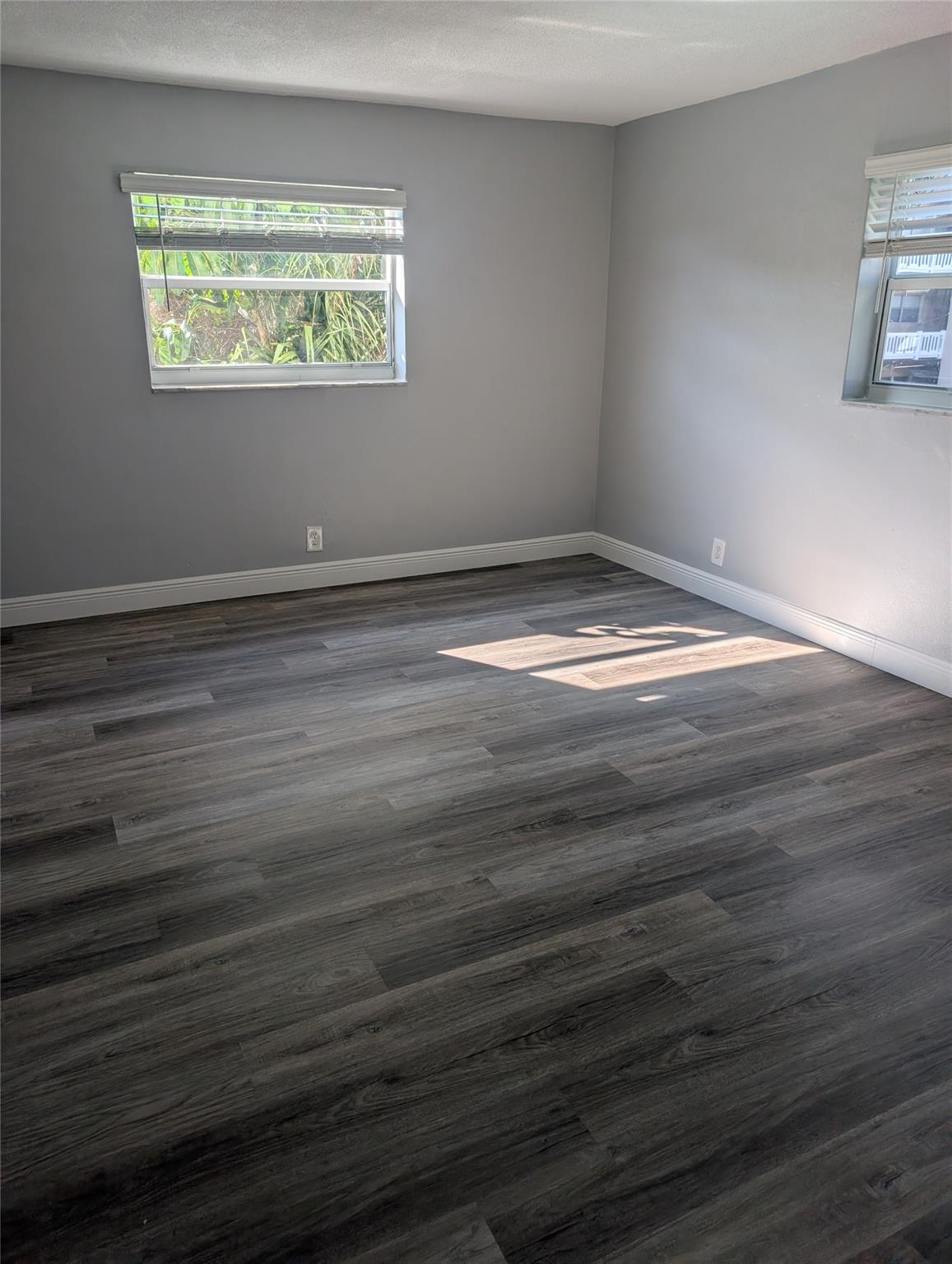 LUSH APARTMENTS - Residential Lease