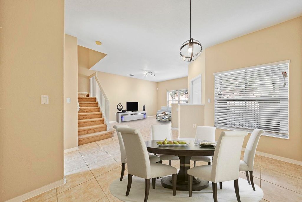 Photo of 152 Lake Monterey Circle, Boynton Beach, FL 33426 (MLS # R10958182)