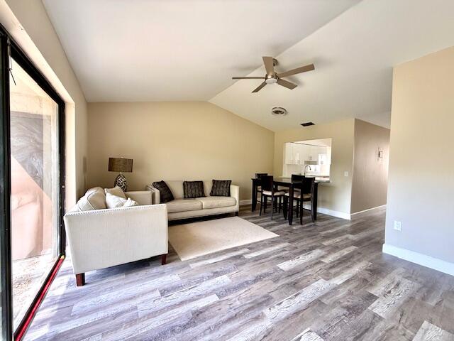 Everglades Sugar & Land C - Residential Lease