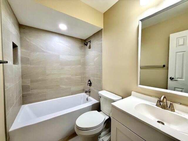 Everglades Sugar & Land C - Residential Lease