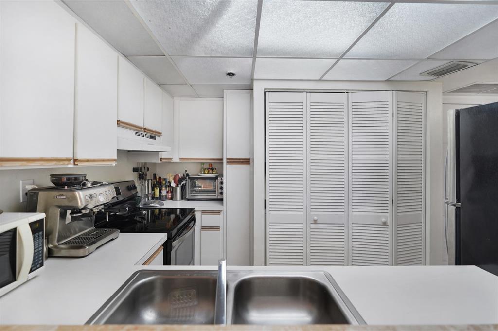 BRICKELL KEY II CONDO - Residential