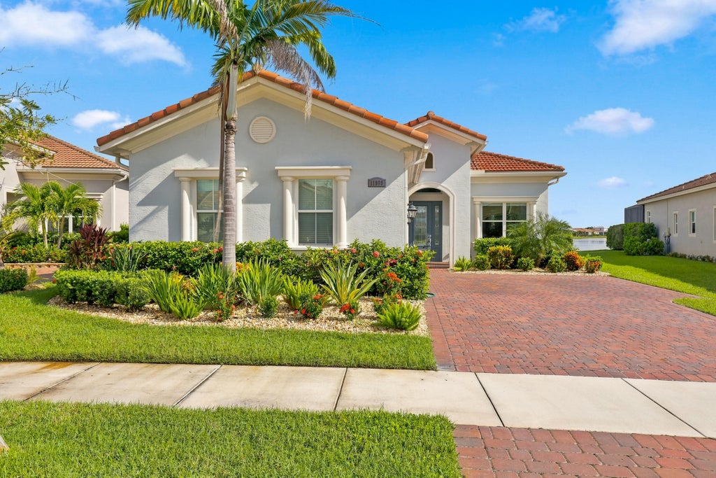 Photo of 11989 SW Vano Way, Port Saint Lucie, FL 34987 (MLS # B26074753)