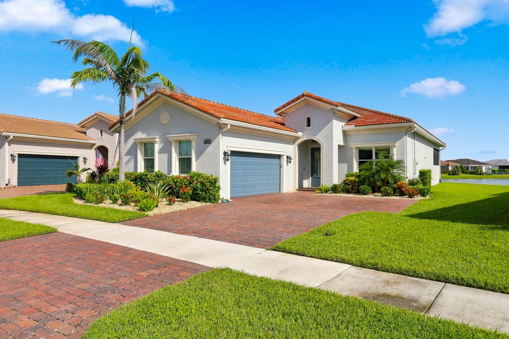 Photo of 11989 SW Vano Way, Port Saint Lucie, FL 34987 (MLS # B26074753)