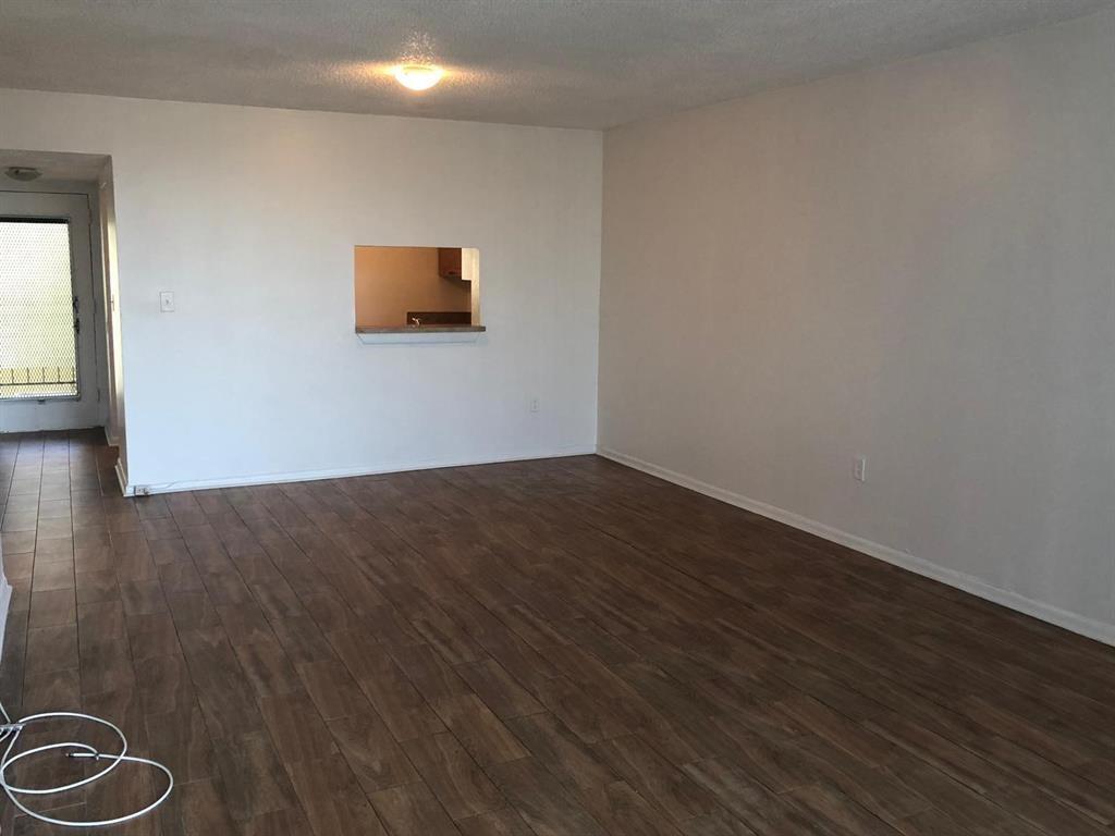 COURTYARDS OF BROWARD - Residential