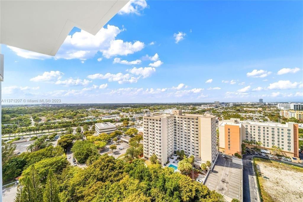 Commodore Plaza Condo - Residential Lease