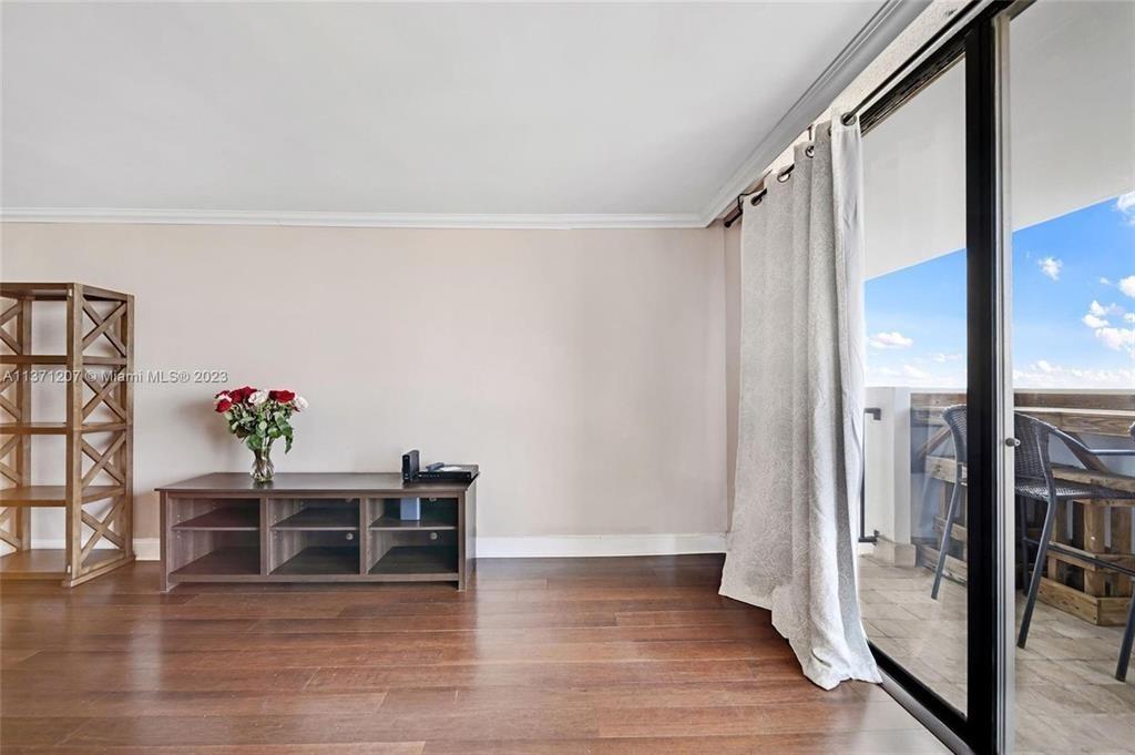 Commodore Plaza Condo - Residential Lease