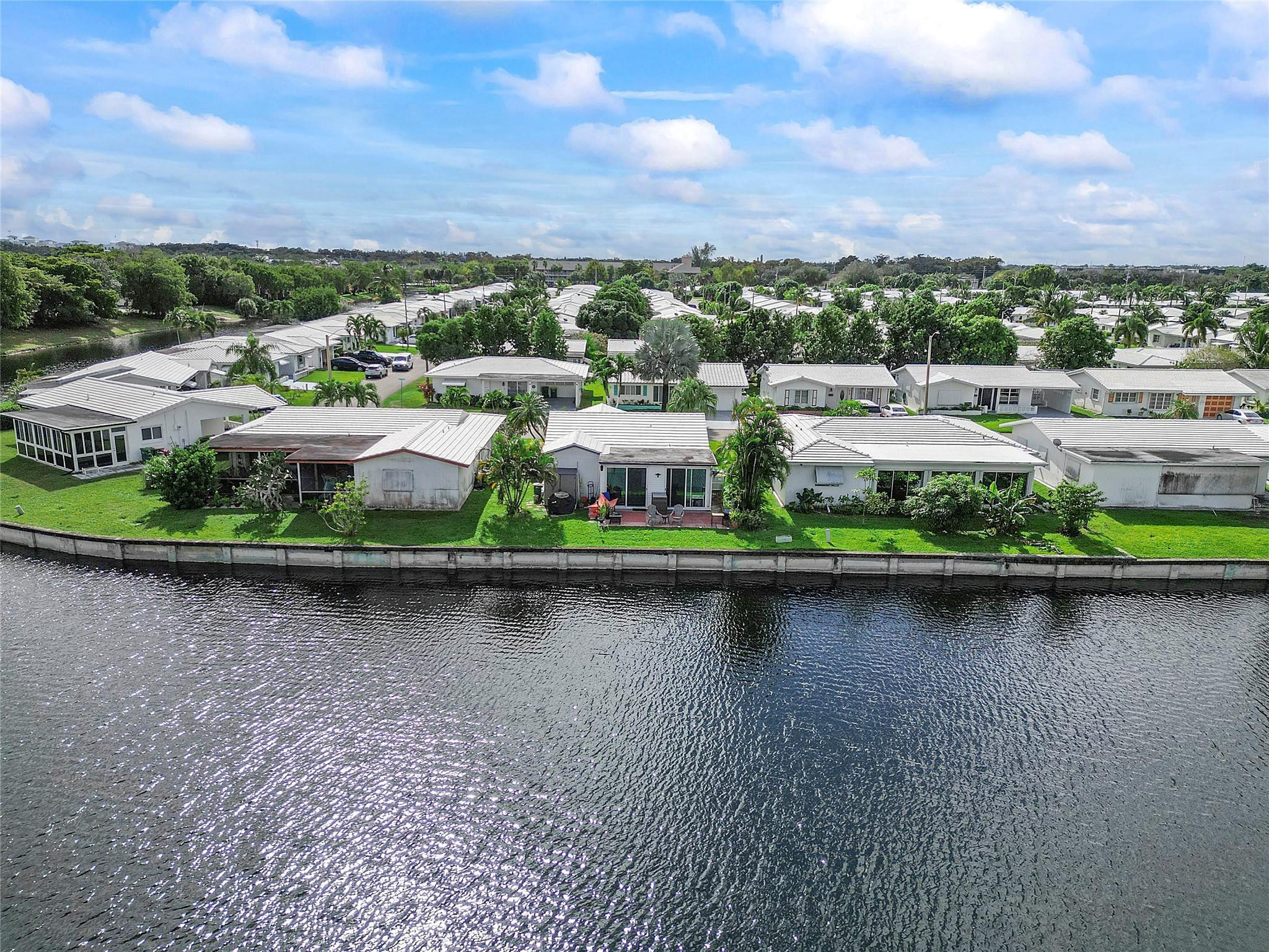 MAINLANDS OF TAMARAC LAKES - Residential