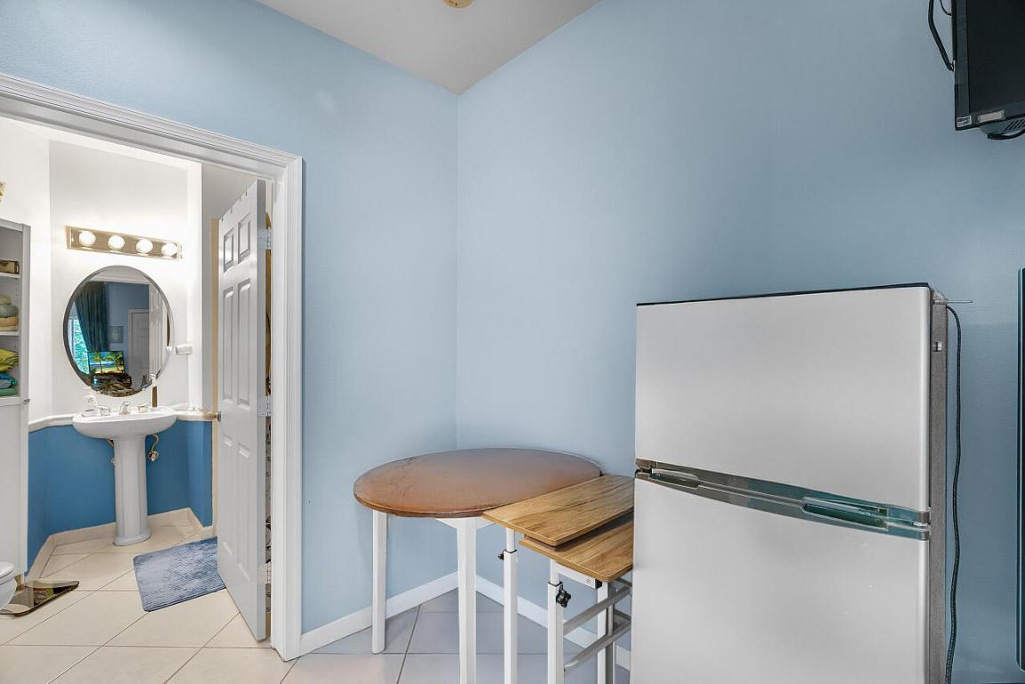 CASTLE PINES CONDOMINIUM - Residential