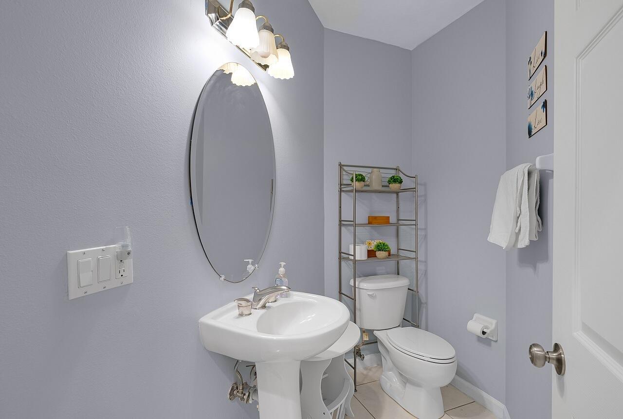 CASTLE PINES CONDOMINIUM - Residential