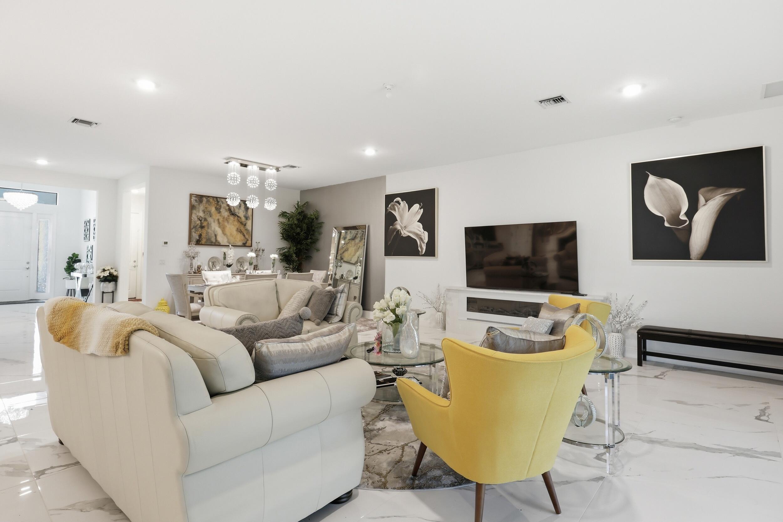 CRESSWIND PALM BEACH - Residential