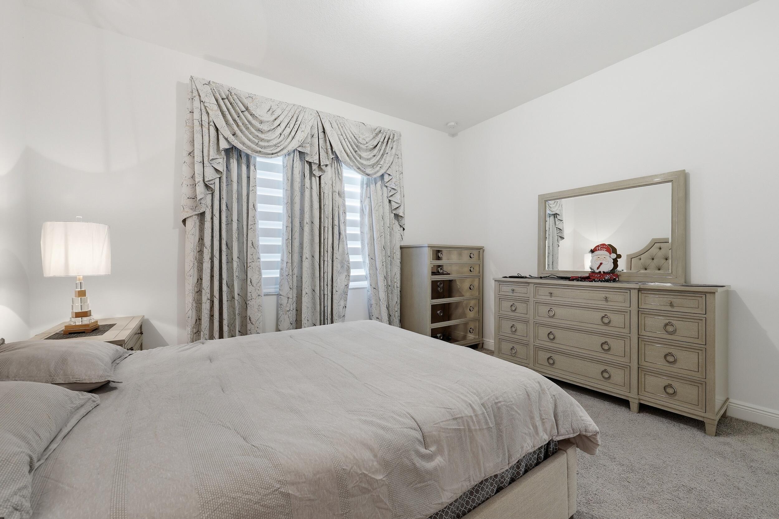 CRESSWIND PALM BEACH - Residential