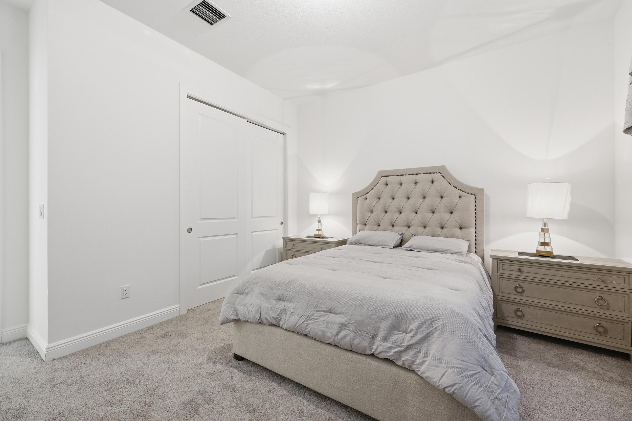 CRESSWIND PALM BEACH - Residential