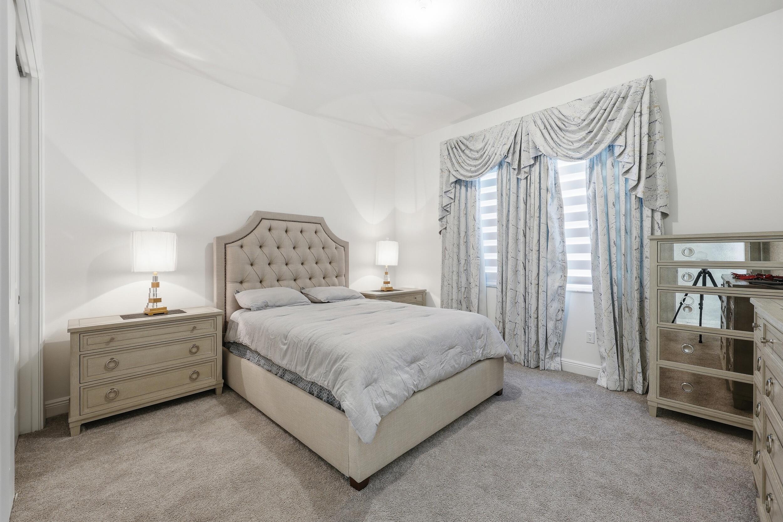 CRESSWIND PALM BEACH - Residential