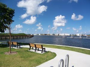NORTH LAKE WORTH - Residential