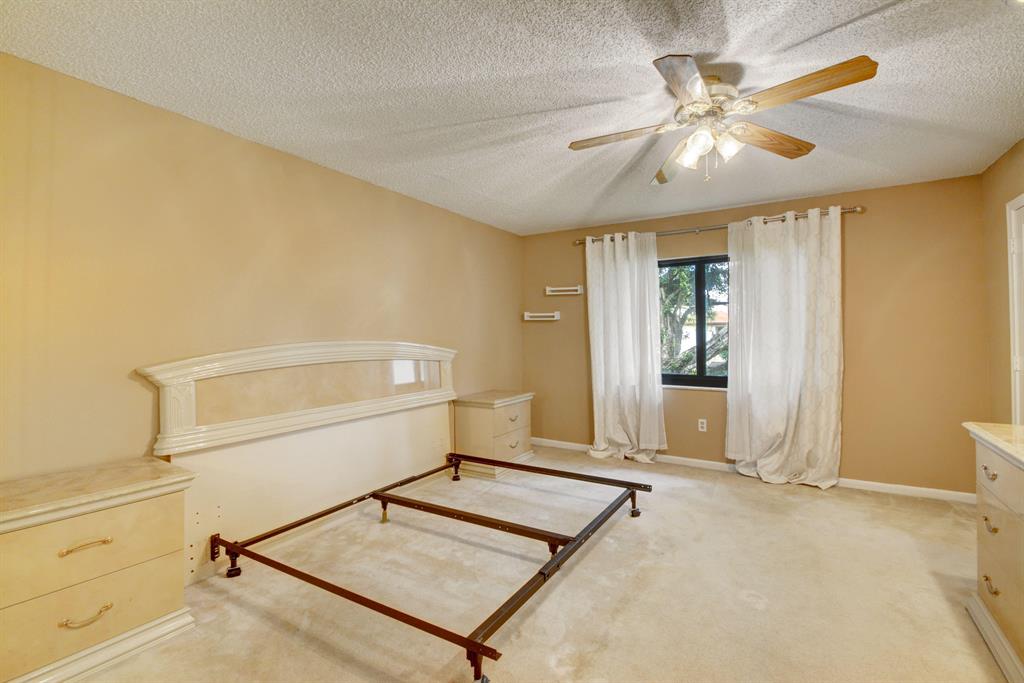 HORIZONS OF BOCA LAGO CONDO - Residential