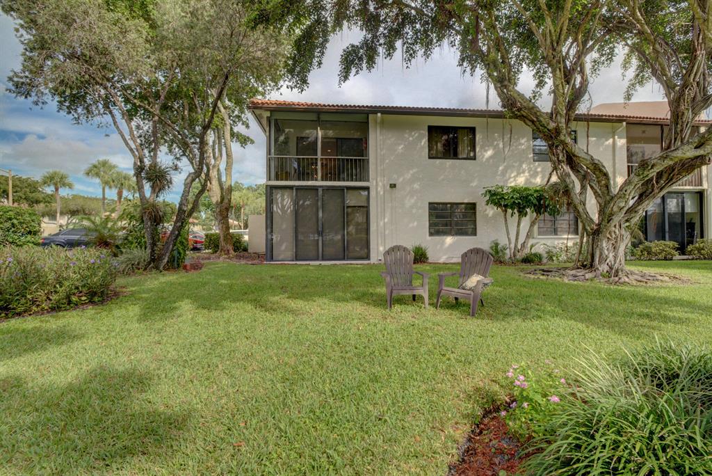 HORIZONS OF BOCA LAGO CONDO - Residential