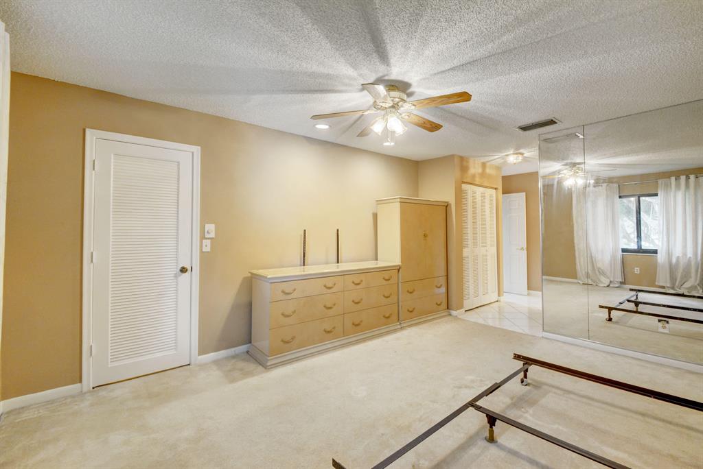 HORIZONS OF BOCA LAGO CONDO - Residential