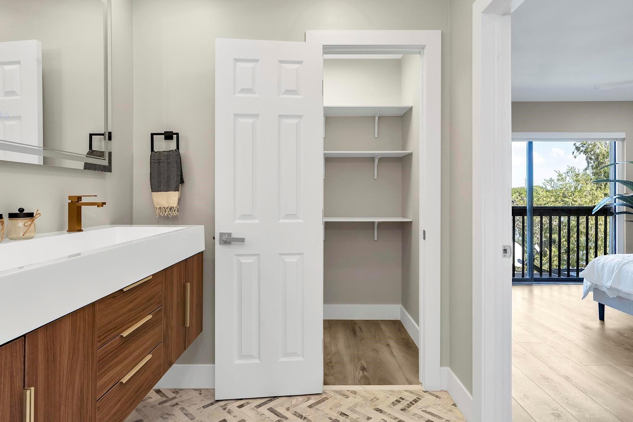 Westview Condominium - Residential