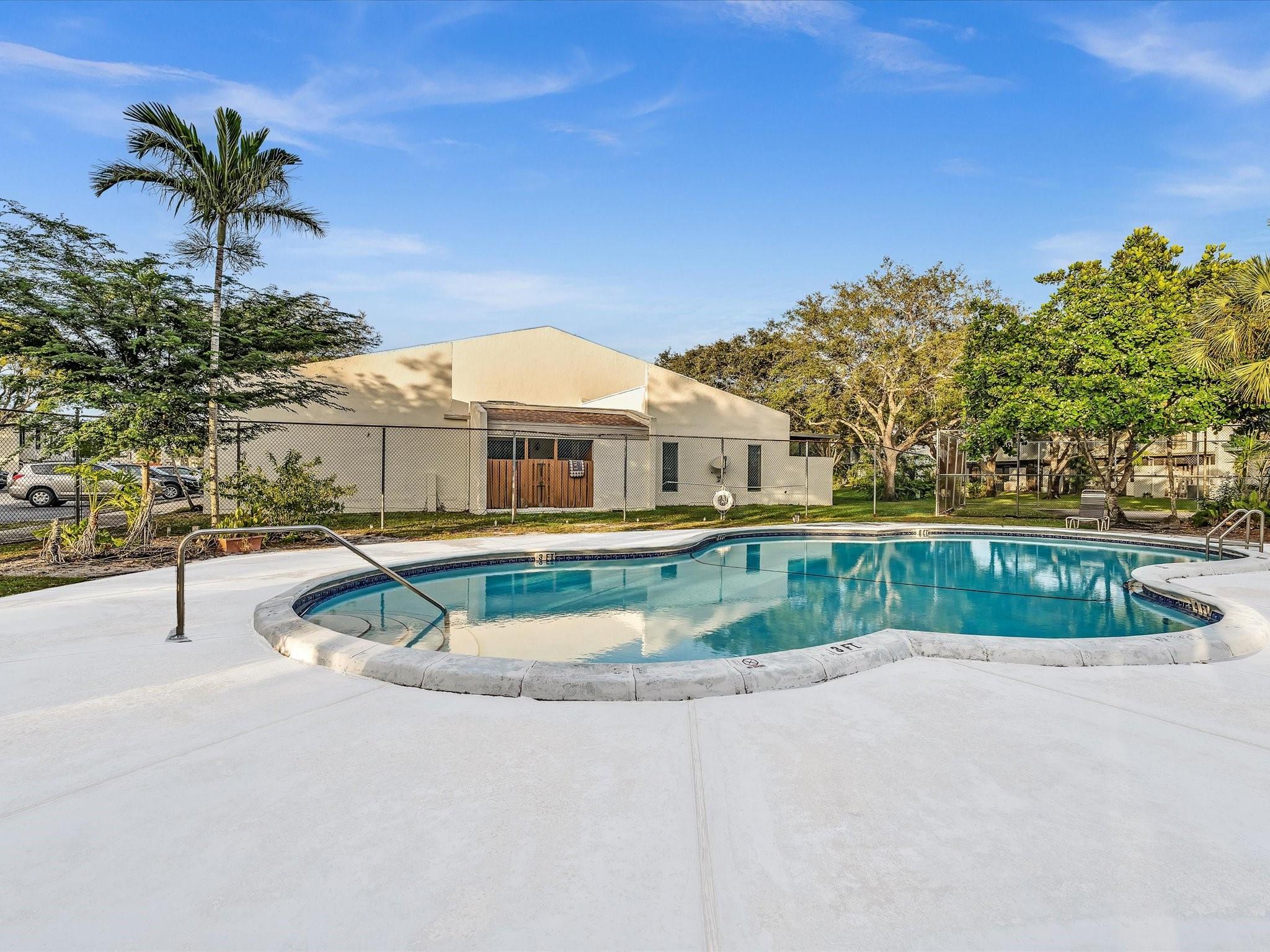 Westview Condominium - Residential