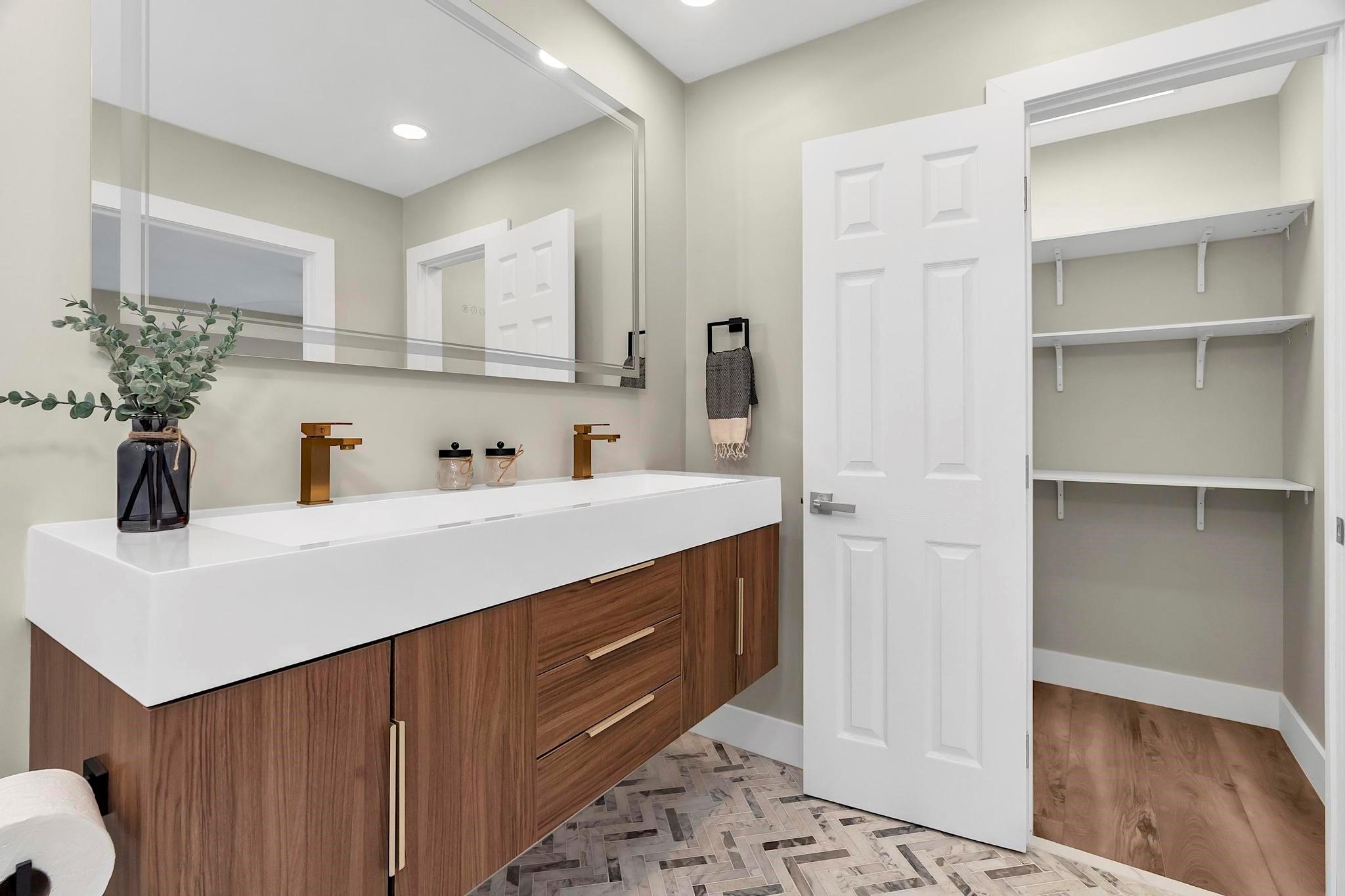 Westview Condominium - Residential