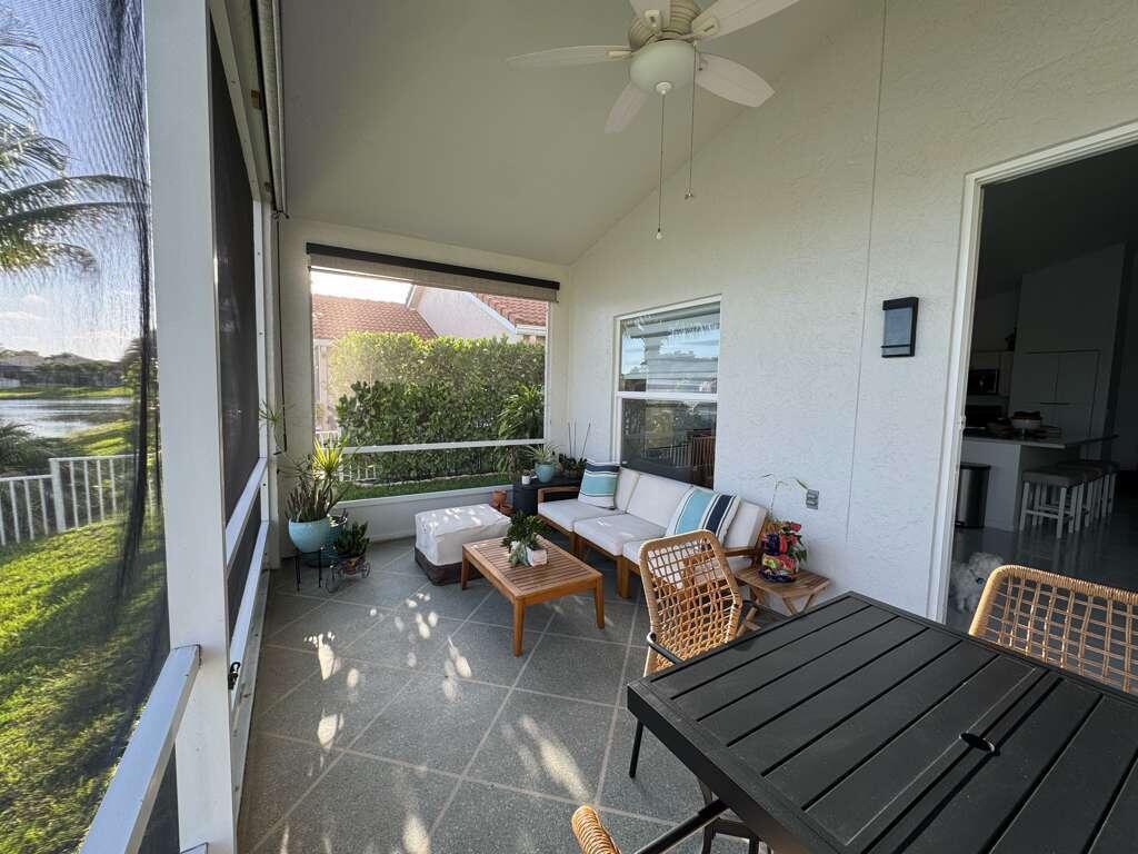 SARATOGA AT ROYAL PALM 5 - Residential