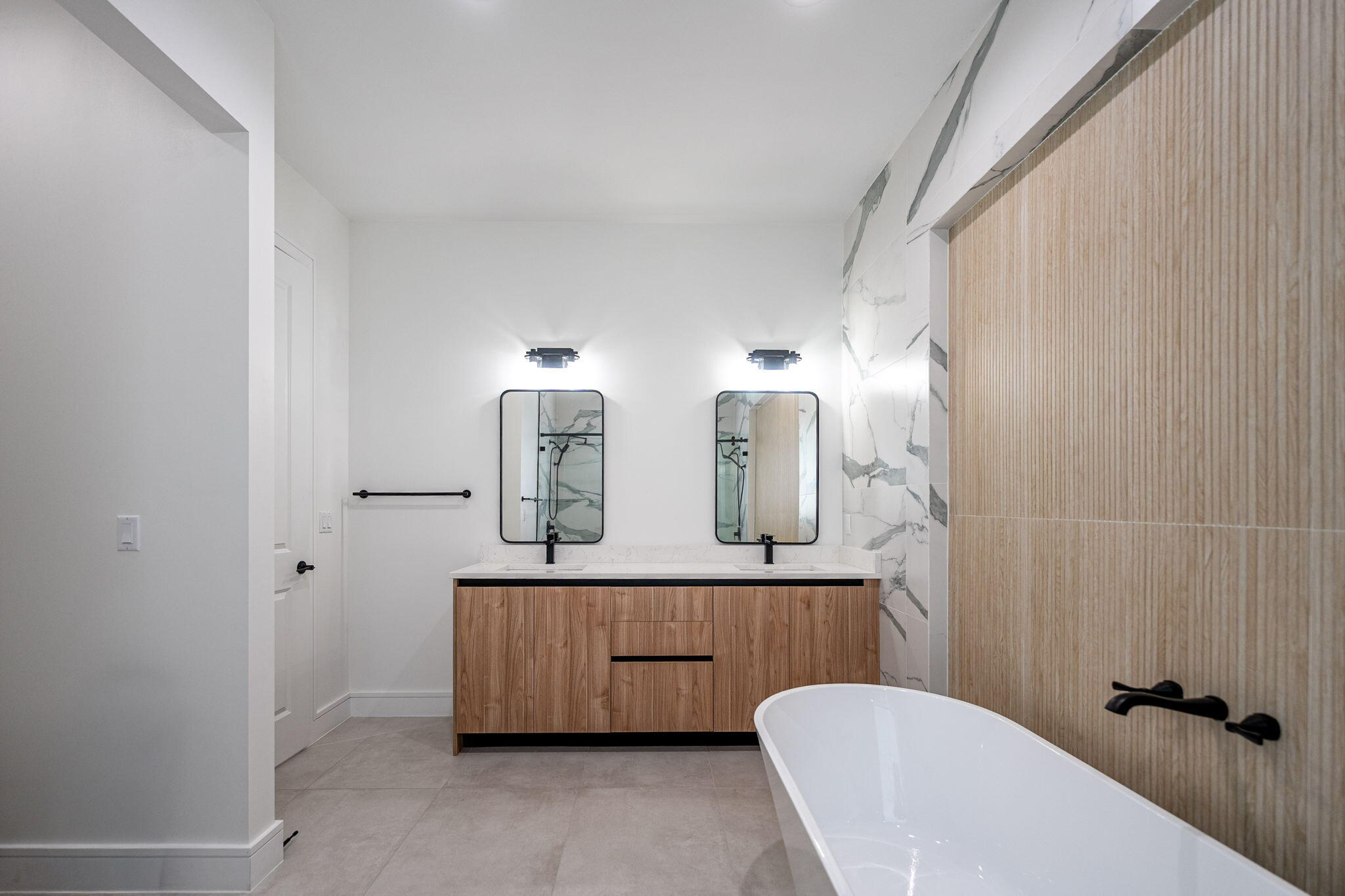 PORT ST LUCIE-SECTION 03- BLK 272 LOT 17 (MAP 34/3 - Residential