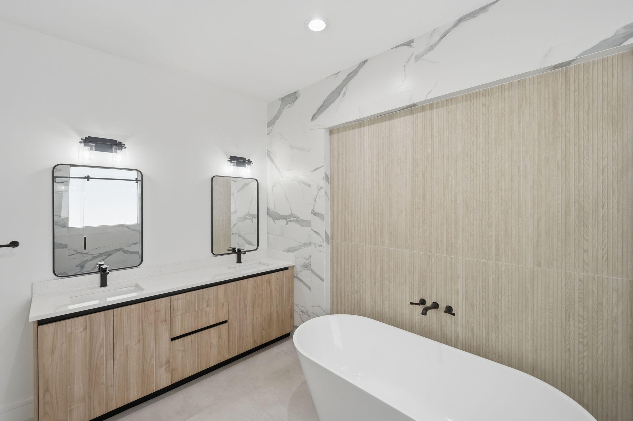 PORT ST LUCIE-SECTION 03- BLK 272 LOT 17 (MAP 34/3 - Residential