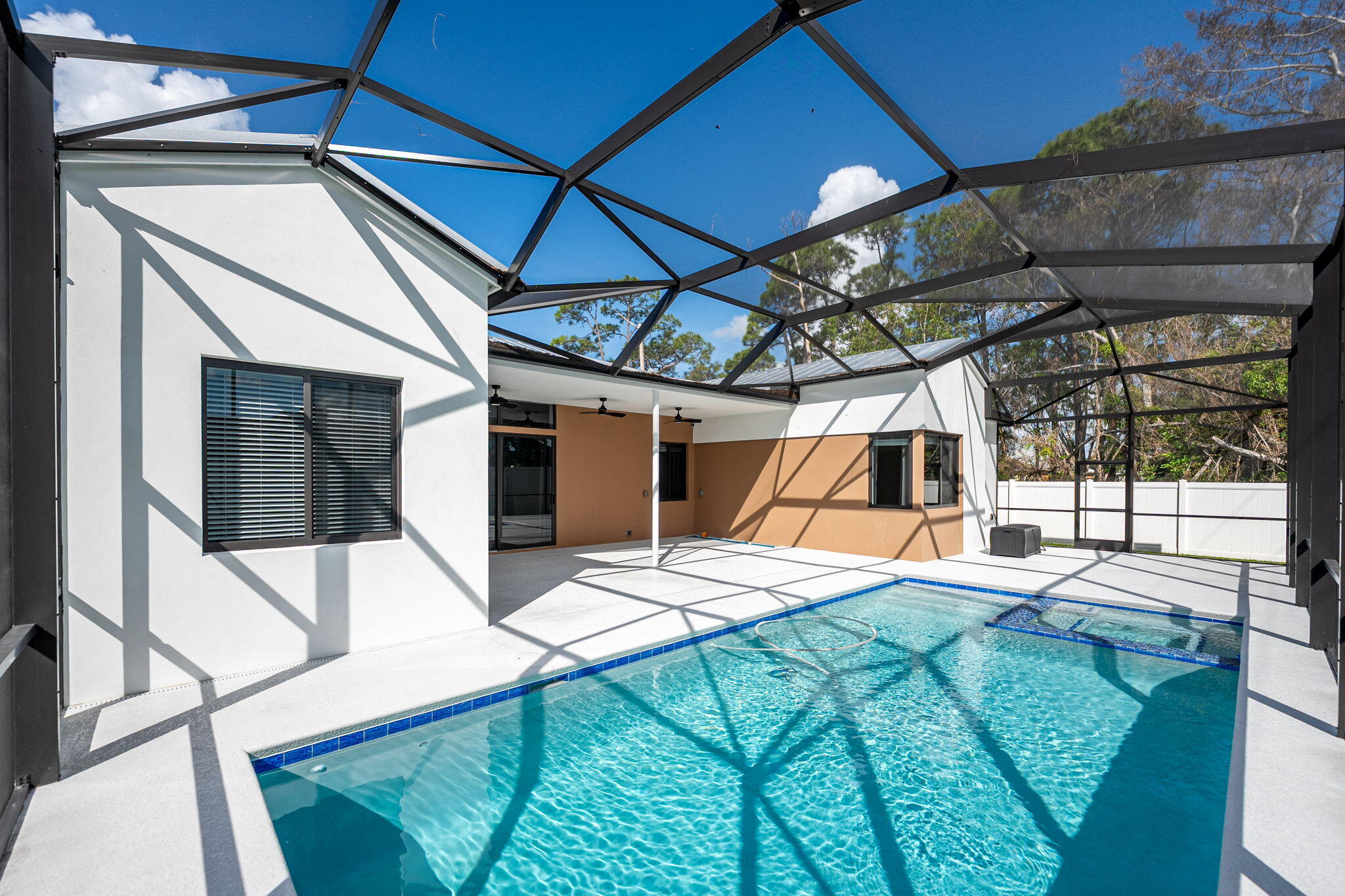 PORT ST LUCIE-SECTION 03- BLK 272 LOT 17 (MAP 34/3 - Residential