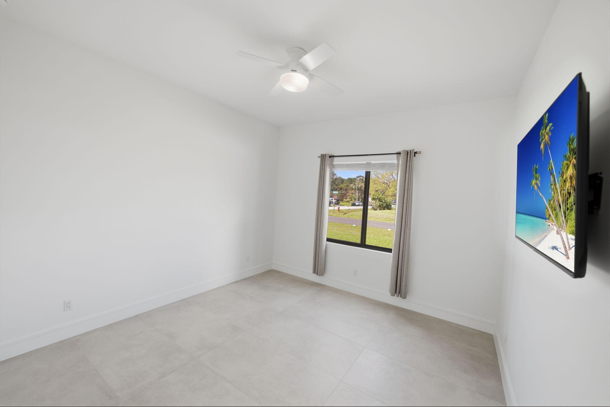 PORT ST LUCIE-SECTION 03- BLK 272 LOT 17 (MAP 34/3 - Residential